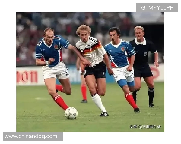 足球场上的梦想与拼搏人生 永不言弃的冠军之路